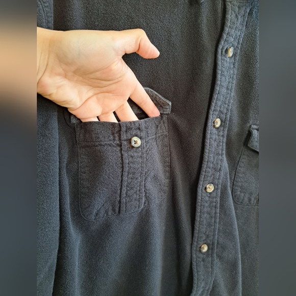 Men's St John's Bay Black Button Shirt - Picture 4 of 9